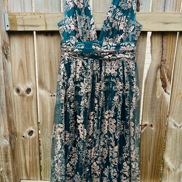 Soieblu Teal Dress with Textured Detail - Picture 2 of 4